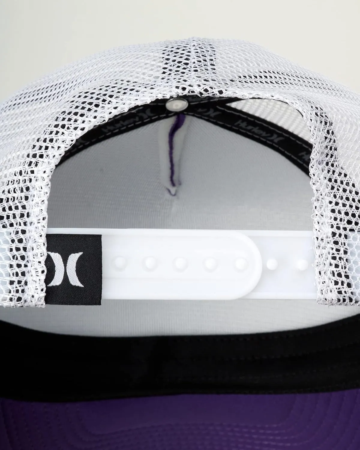 Hurley Womens Trucker Hat - Curved Brim Lightweight Mesh Adjustable Snapback Summer Baseball Cap for Women
