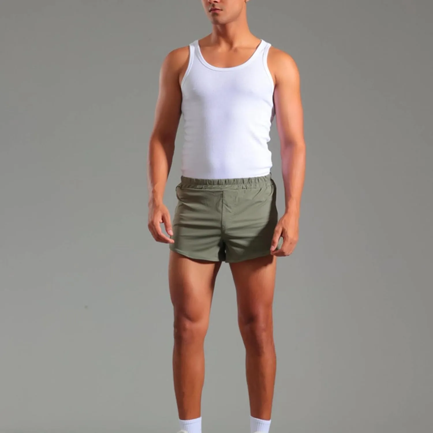 Men's Active Running Shorts Training Exercise Workout Shorts Quick Dry Gym Athletic Performance Shorts with Pockets