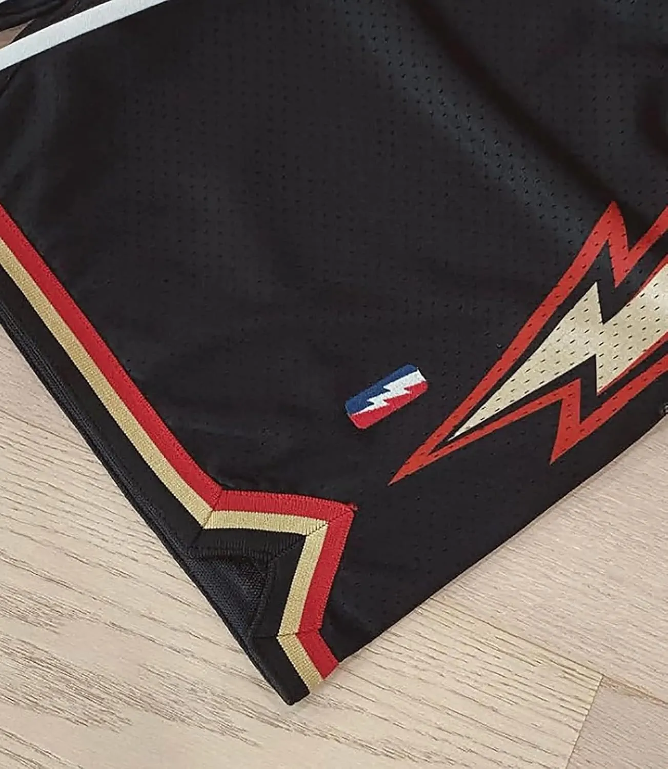 Mens Retro Basketball Shorts Cool Lightweight Mesh Gym Shorts Graphic Sports Athletic Drawstring Short
