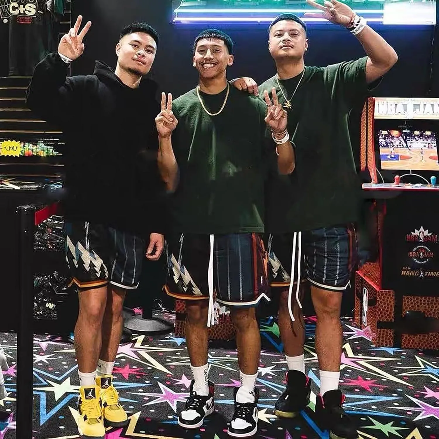 Mens Retro Basketball Shorts Cool Lightweight Mesh Gym Shorts Graphic Sports Athletic Drawstring Short