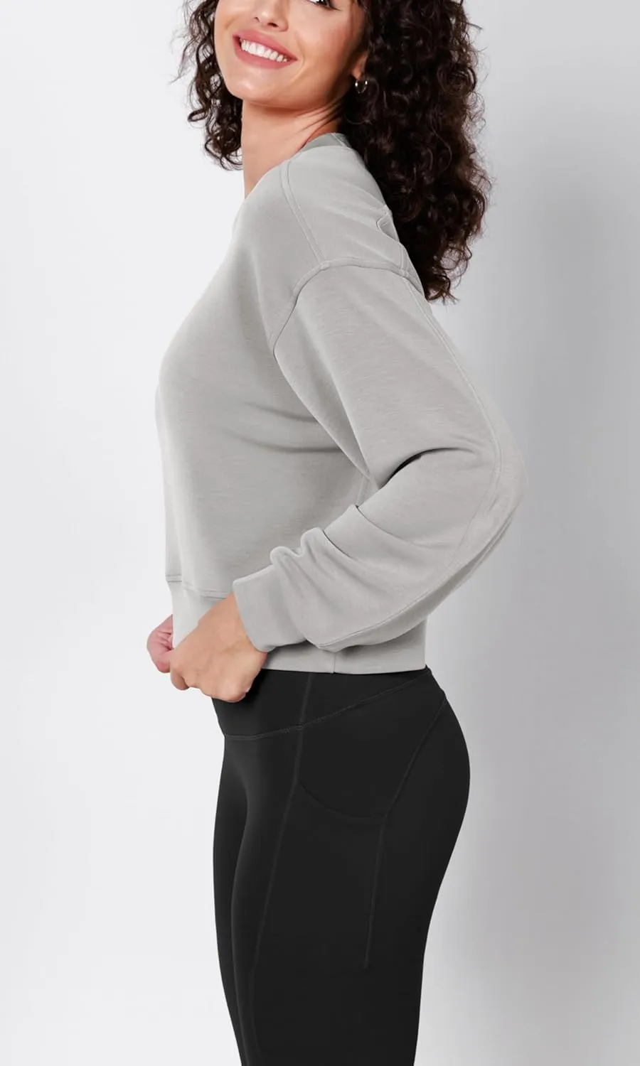 ODODOS Modal Soft Long Sleeve Cropped Sweatshirts for Women Oversized Crew Neck Pullover Crop Top