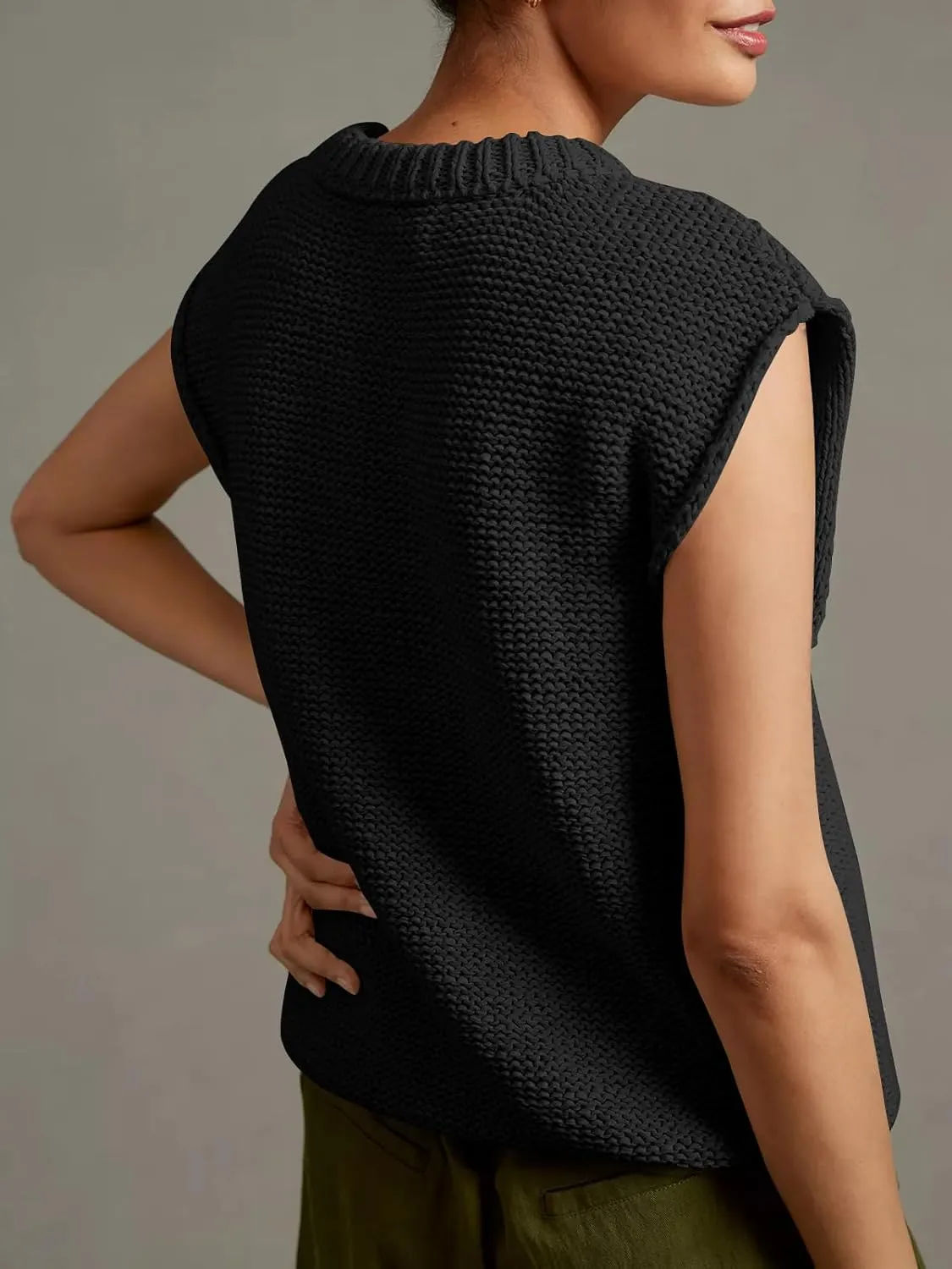 Saodimallsu Womens Sleeveless Crewneck Sweaters Ribbed Knit Tank Tops 2025 Trendy Sweater Vest