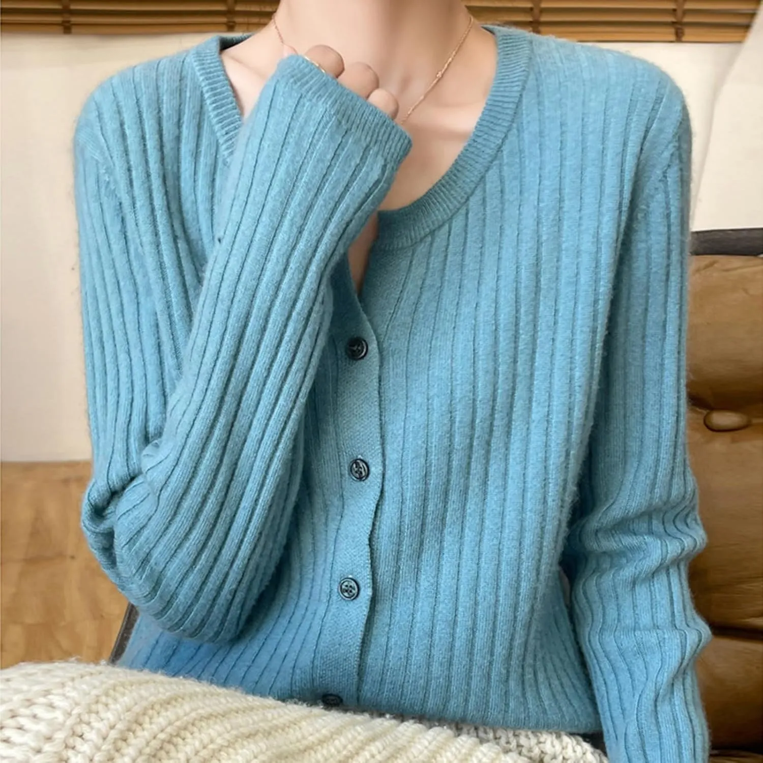 Women's V-Neck Long Sleeve Button Down Lightweight Sweater Soft Knit Cardigan Slim Fashion Tops Jackets 2024