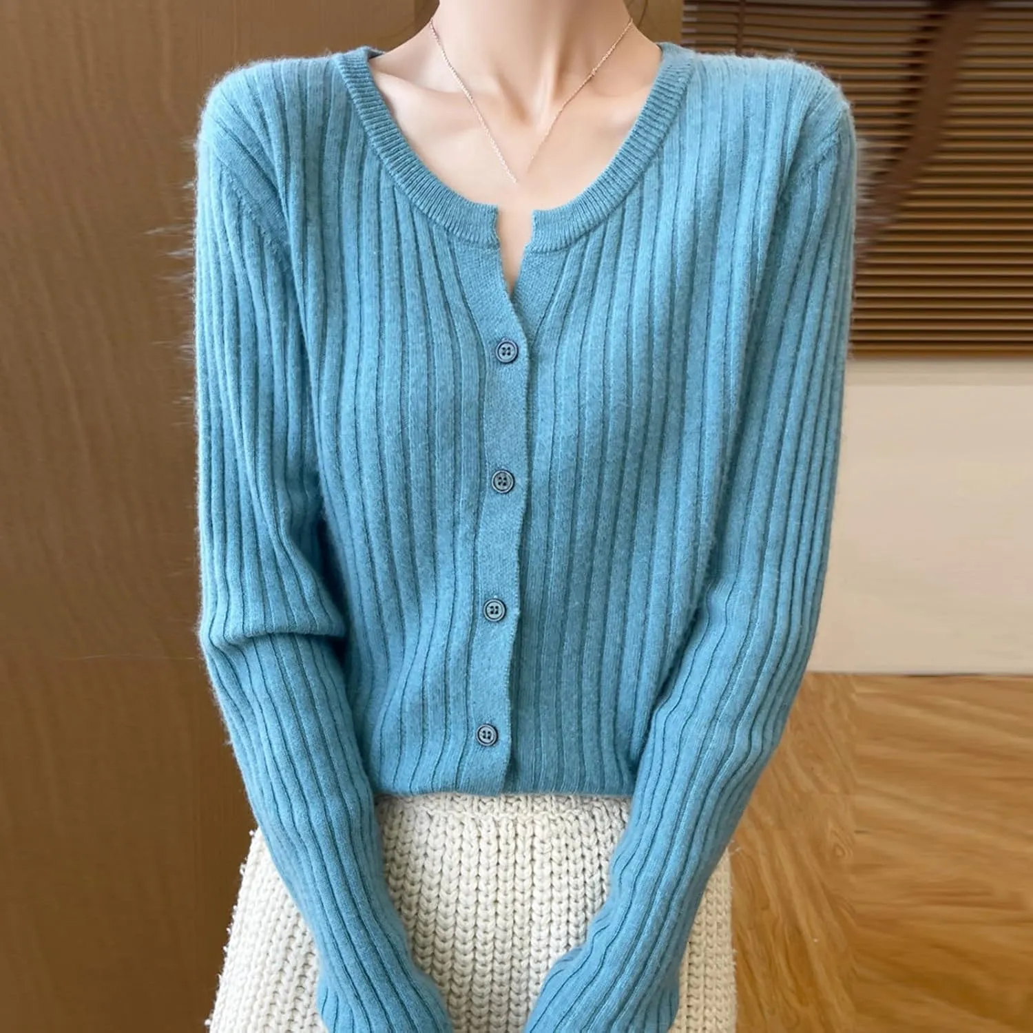 Women's V-Neck Long Sleeve Button Down Lightweight Sweater Soft Knit Cardigan Slim Fashion Tops Jackets 2024